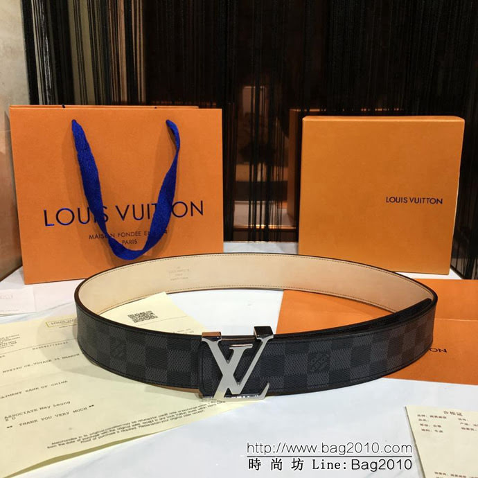 路易威登LV 新款 LV INITIALS MONOGRAM 腰帶 金色LV首字母帶扣 休閒百搭 男士皮帶  xfp1116